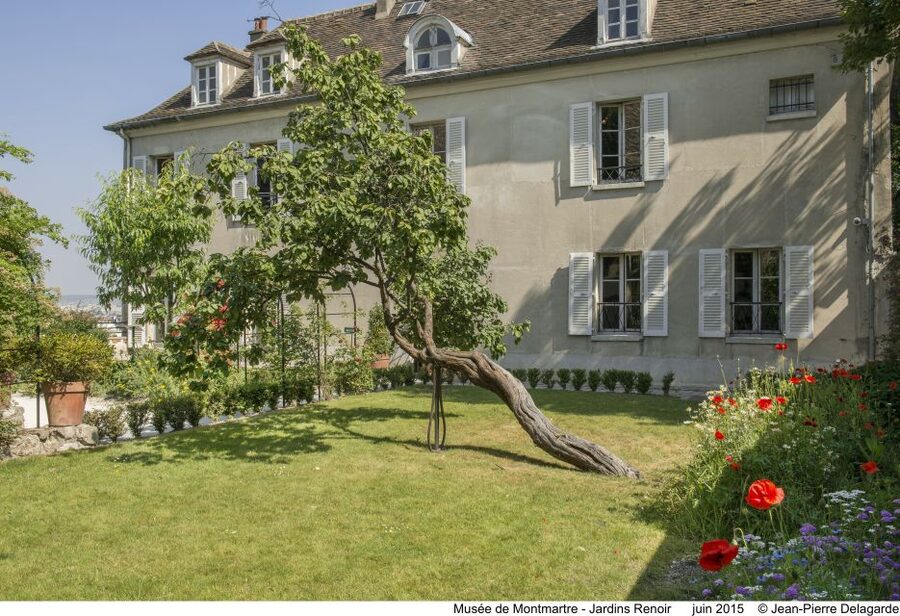 Paris: Musée de Montmartre and Gardens Entry Ticket - The audio guide is the right tool for this museum