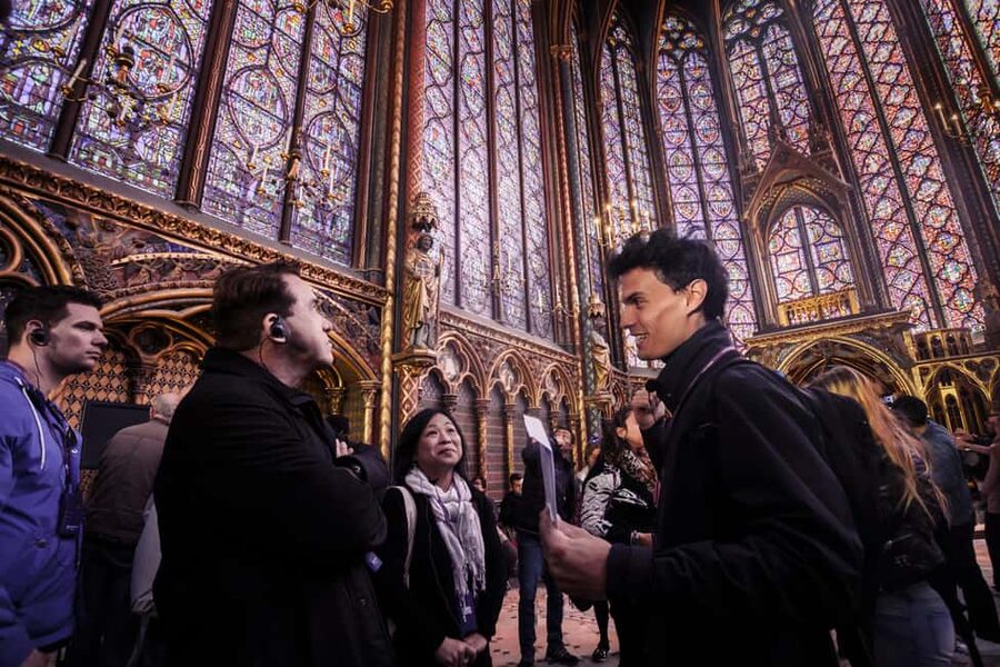 Paris: Notre Dame and Île de la Cité Walking Tour - Start at Charlemagne’s statue, and Paris clicks into place fast