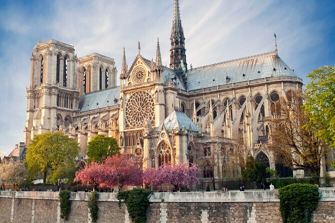 Paris Notre Dame Cathedral Audio Guide Visit - Multilingual audio: 7 languages and why choice matters