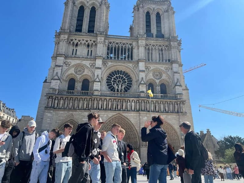 Paris: Notre-Dame Cathedral Exterior Tour - Key things to know before you go