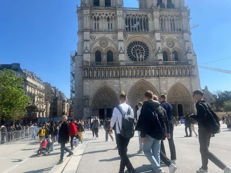 Paris: Notre-Dame Cathedral Exterior Tour - The Hunchback of Notre-Dame and why the legend sticks
