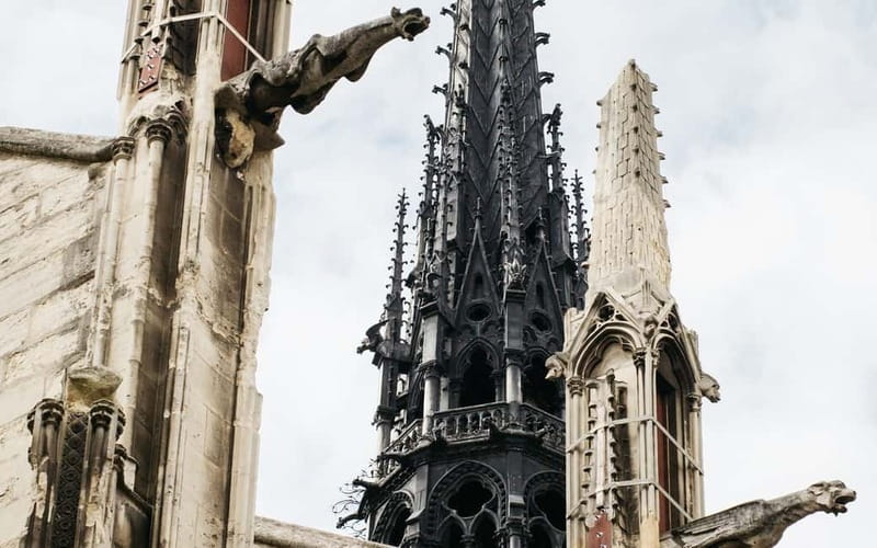 Paris: Notre Dame Exterior Guided Tour with a Small Group - Price and Value at $176 for 90 Minutes
