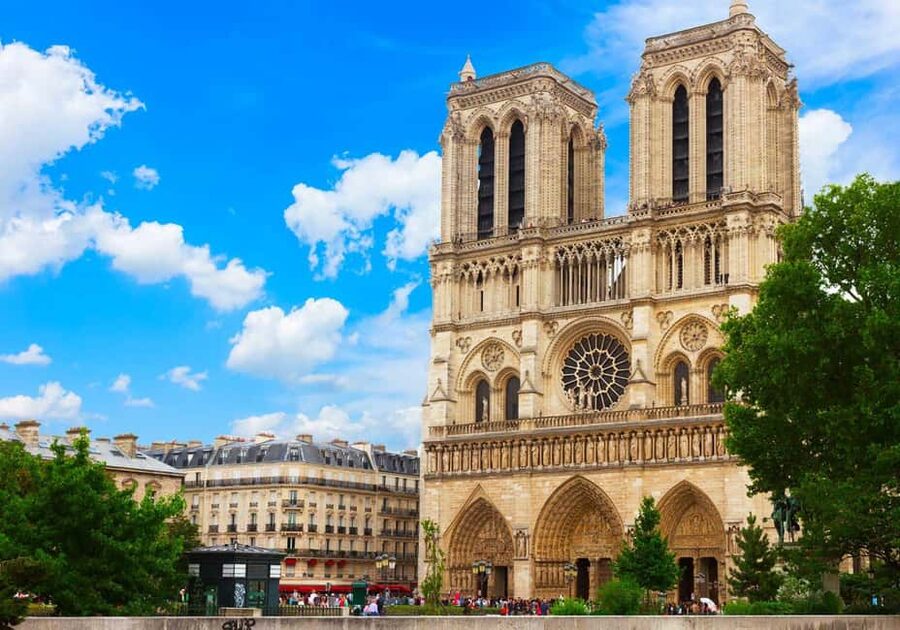 Paris: Notre-Dame Guided Tour with Multiple Entry Options - Stained glass viewing with context you can remember