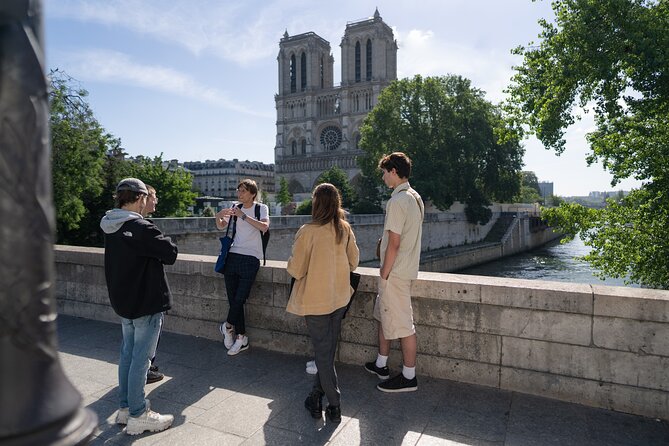 Paris Notre-Dame Interior Guided Tour with Scheduled Group Access - Scheduled Notre-Dame interior access: what you are really paying for