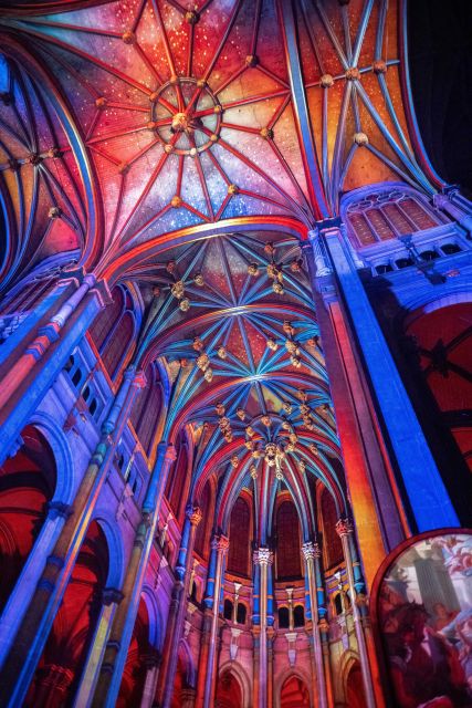 Paris: Nouveau spectacle Son et lumière - LUMINISCENCE - Who will love it, and who might want a different night