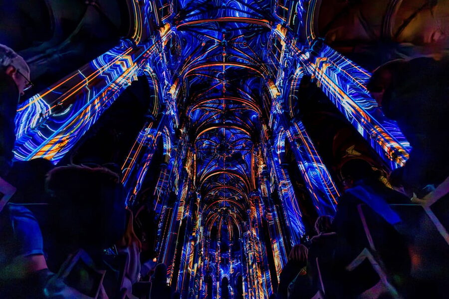 Paris: Nouveau spectacle Son et lumière - LUMINISCENCE - Where this fits best on your Paris trip