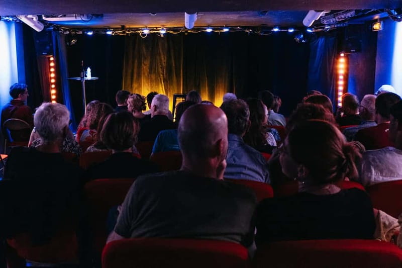Paris: Oh My God She's Parisian! English Comedy Show - Where this fits in your Paris plan