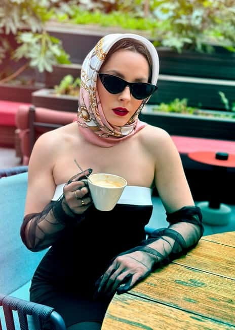 Paris: Old Money Photo Shoot with Outfits and Accessories - Rain, Shoes, and the Timing Rules That Actually Matter