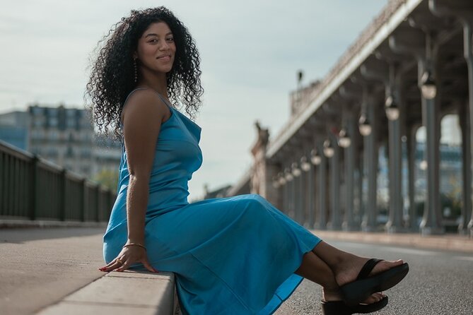 Paris One-Hour Private Photo Shoot - Montmartre’s Sacred Heart and Street Scenes, When You Want Paris With Texture