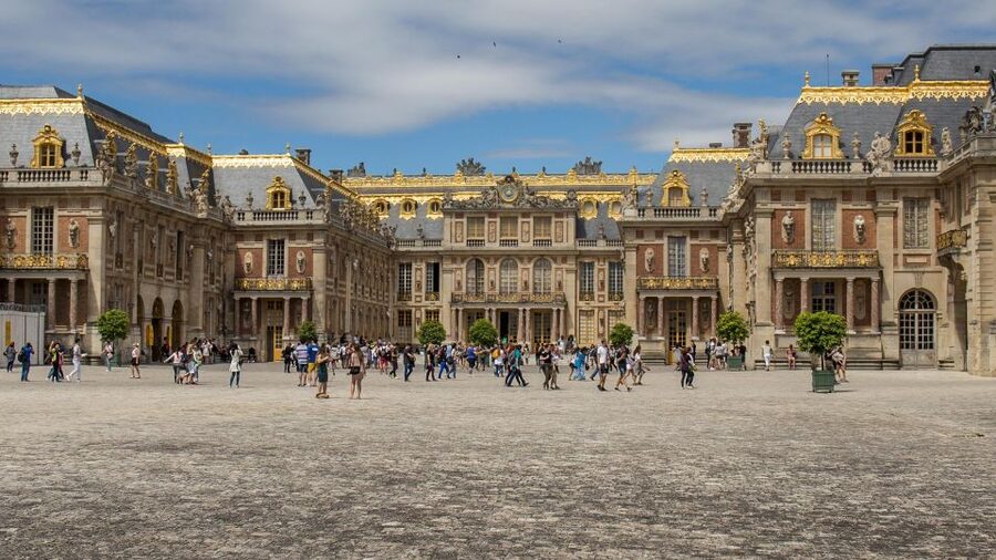 Paris: Palace of Versailles Ticket with Private Transfer - Inside the Palace: Royal Apartments, Hall of Mirrors, and Chapel