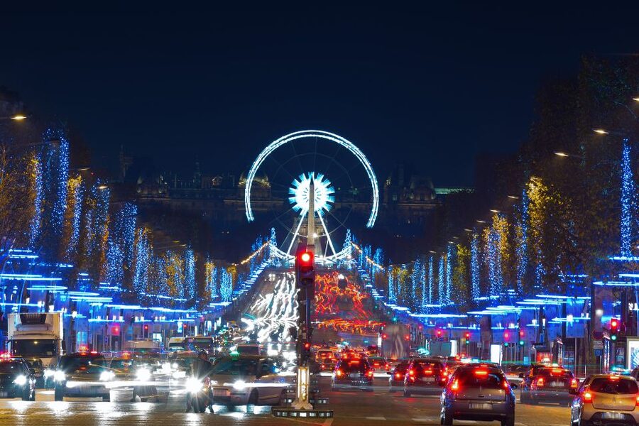 Paris: Panoramic Night Tour with Audio Guide and Host - Paris Illuminations by night, the 90-minute sweet spot