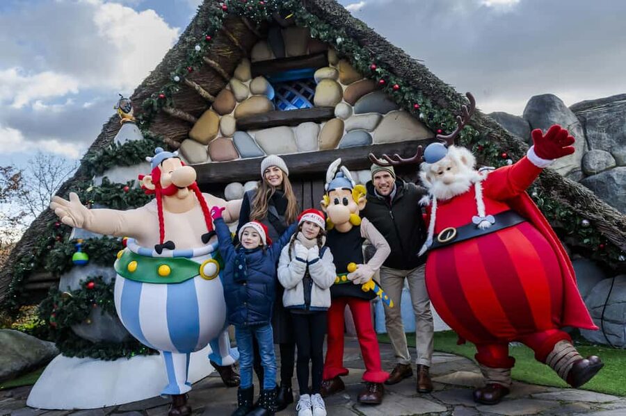 Paris: Parc Astérix 1-Day Ticket - Hotels in the forest: when one day is not enough