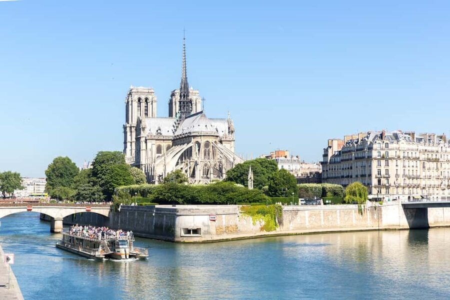 Paris Pass® Plus: Tickets to Louvre, Eiffel Tower & 90+ more - Louvre Museum access, skip lines, and the value of choosing a smart order