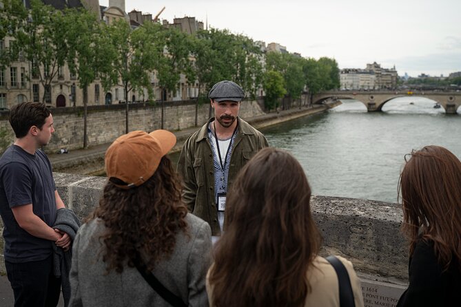 Paris: Pastries & Damnations - A Sweet Tour of the Old City - Île de la Cité and Notre-Dame: legends with a darker edge