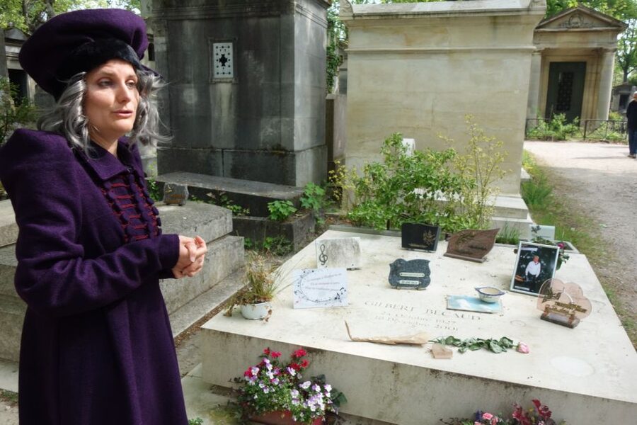 Paris: Père Lachaise Cemetery Guided by the Great Sibylle - Crematorium and Columbarium Stops, Where Death Looks Different