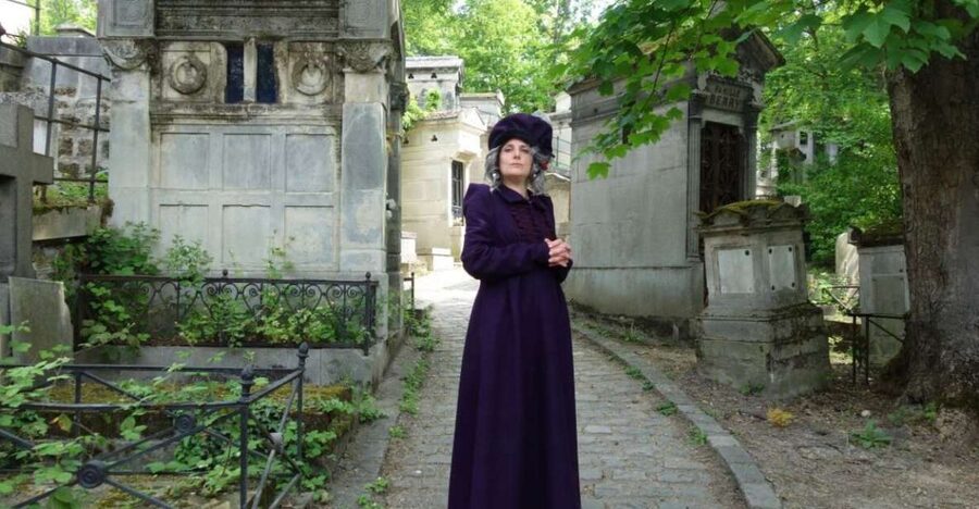 Paris: Père Lachaise Cemetery Guided by the Great Sibylle - Muslim and Jewish Sections: Different Communities, Same Space