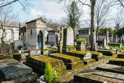Pere Lachaise Cemetery Guided Tour