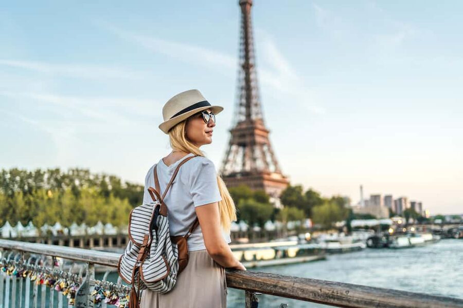 Paris: Photoshoot at The Big Three - Champs-Élysées to Arc de Triomphe, Eiffel Tower, and a Seine Finale