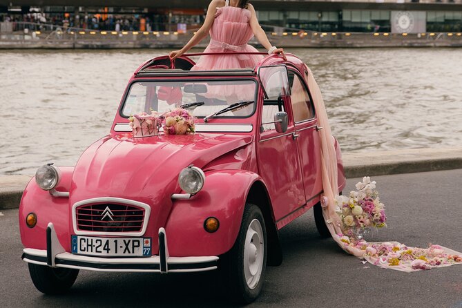 Paris Pink Tour by Night with Champagne - Moulin Rouge Photo Stop: Icons Without the Entry Hustle