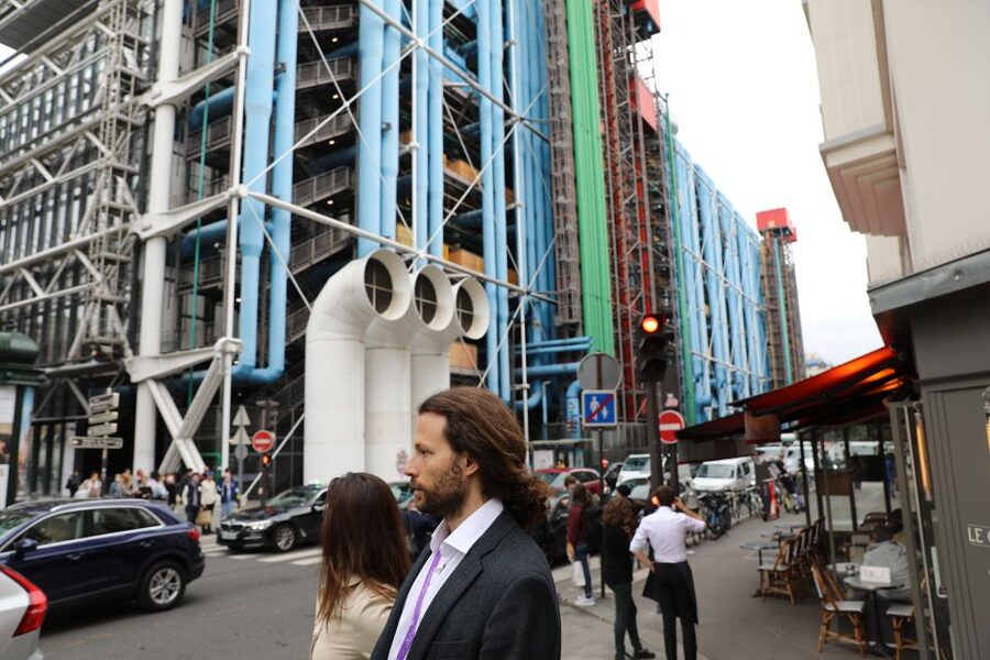 Paris: Pompidou Centre Private Guided Tour - Meeting at Stravinsky Fountain, then getting your bearings fast