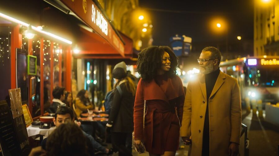 Paris: Premium Film Director Photoshoot & Natural Direction - Posing help for real people: how direction makes photos look natural