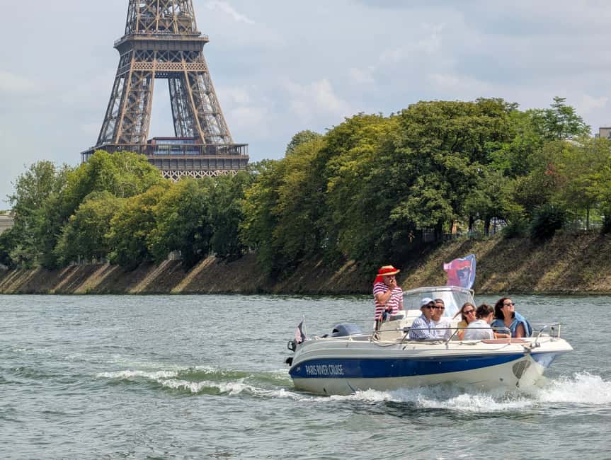 Paris: Private Boat Cruise on Seine River - The Route on the Seine, From La Seine Musicale to the Eiffel Tower