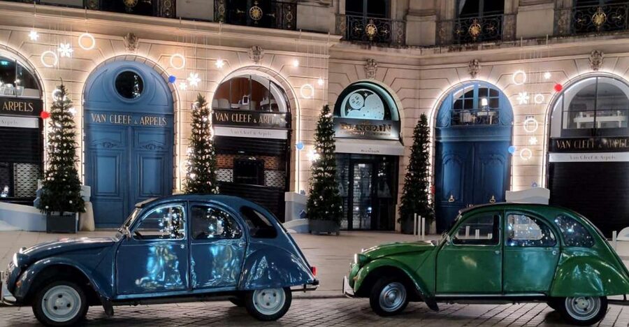 Paris: Private Christmas Lights Tour by Citroën 2CV - Parc du Champs de Mars: the quick photo stop that actually makes sense