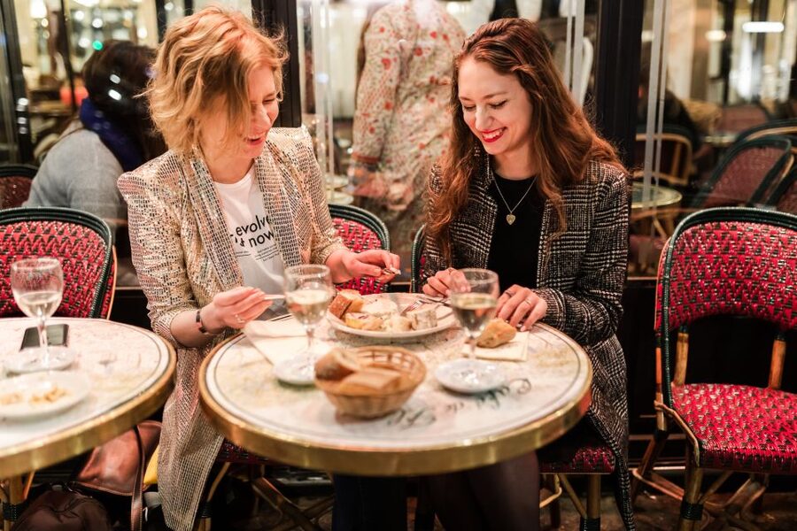 Paris: Private & Custom Le Marais Tour with a Local - Boutiques, galleries, and where to browse without wasting time