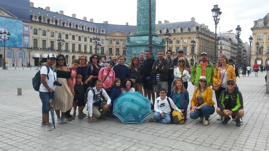 Paris: Private Customizable City Tour in Spanish - Pont Neuf and Pont des Arts: bridges as viewpoints, not just crossings