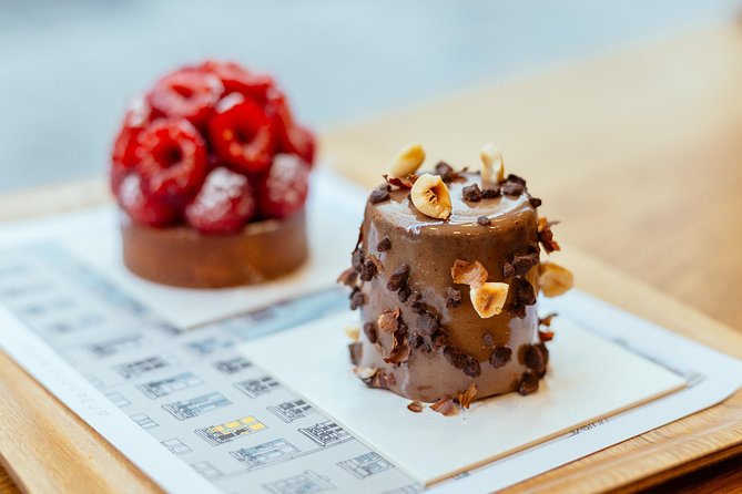 Paris Private Food Tour with 6 or 10 Tastings - The 6 vs 10 tastings choice is about how you like to eat