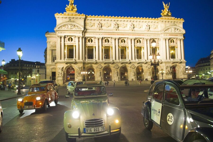 Paris: Private Guided City Tour at Night in Citroën 2CV - How the Driver Commentary Makes It Feel Like a Story