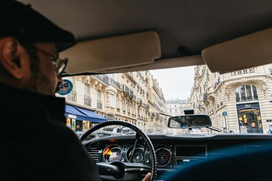 Paris: Private Guided City Tour in a Traction Avant or DS 21 - Élysée, Vendôme, and Opéra Garnier: power, elegance, and details