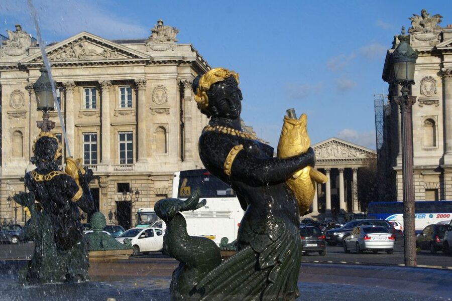 Paris: Private or Shared City Highlights Tour - Champs-Élysées to Place de la Concorde, big views without the marathon