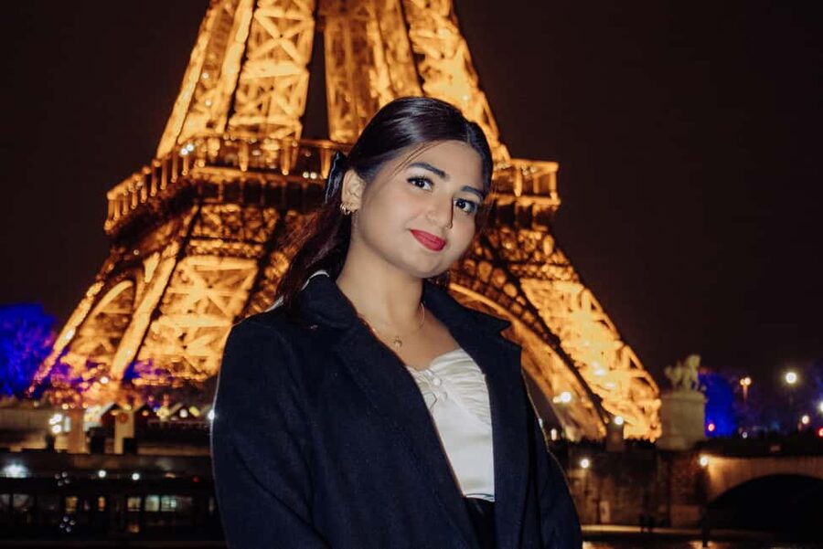 Paris: Private Photo Shoot in Two Locations - The Real Value: All Unedited Photos Plus 10 to 20 Edited Favorites