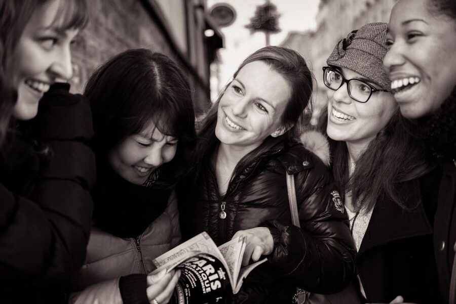 Paris: Private Professional Photo Shoot - Booking a photo shoot route that fits how you travel
