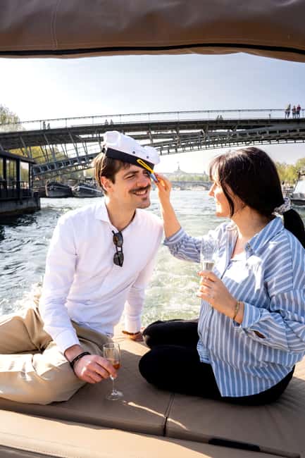 Paris: Private Small Boat Cruise with Rosé and Macarons - Notre-Dame Close-Up, Then the Turn Back for Two-Side Photo Chances