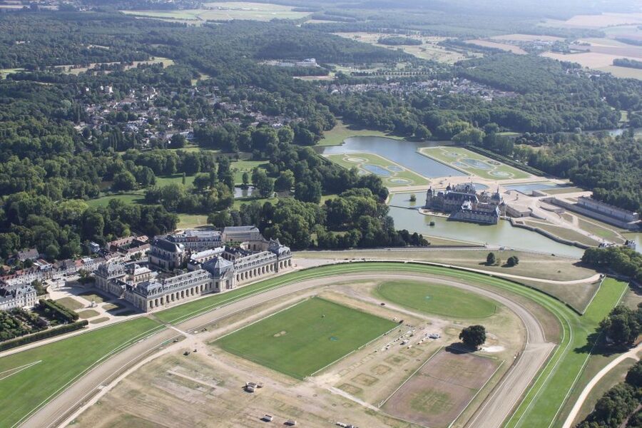 Paris: Private Tour of Domaine de Chantilly Ticket&Transfer - Gardens at Chantilly: Le Nôtre formality plus an Anglo-Chinese surprise