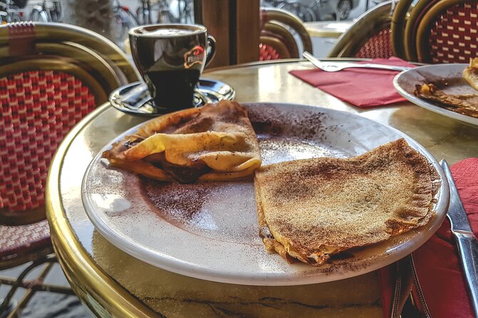 Paris Private Tour to Louvre Museum & French Crepes - Crêpe and sidra at Crêperie Beaubourg, the kind of meal that resets the day