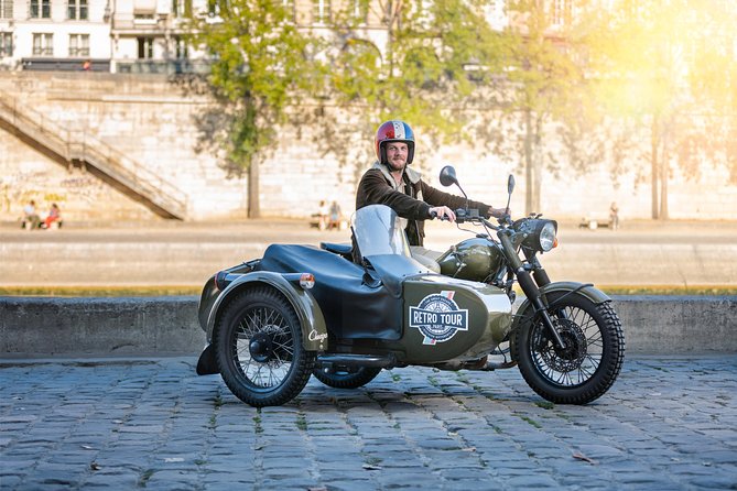 Paris Private Vintage Half Day Tour on a Sidecar Motorcycle - Palais Garnier and the can-can era photo pause