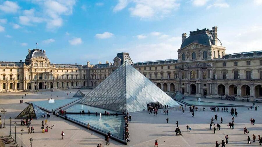 Paris: Private Walking Guided Tour of City's Highlights - Key points before you go
