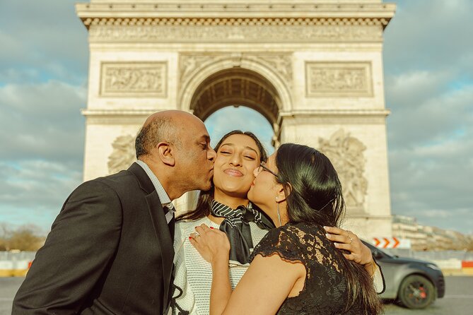 Paris: Professional Photoshoot at the Arc de Triomphe - Key highlights worth planning around