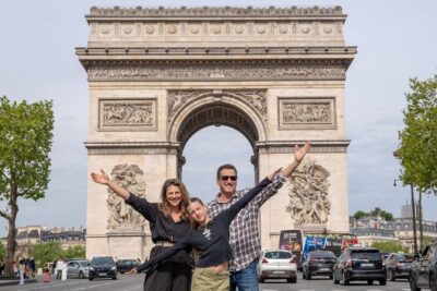 Professional Photoshoot at the Arc de Triomphe