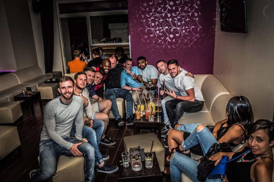 Paris: Pub Crawl with Shots and Nightclub Entry - The guide’s role: turning a group into real friends