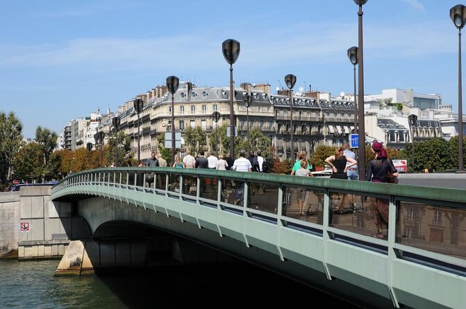 Paris Renew Your Wedding Vows Experience with Professional Photographer - Renew Your Vows at the Eiffel Tower, Without the Wedding-Studio Hassle