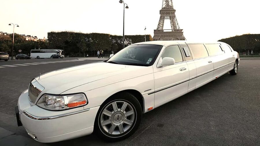 Paris: Romantic Limousine Tour - Opéra, Vendôme, Champs-Elysées and Concorde, the postcard loop