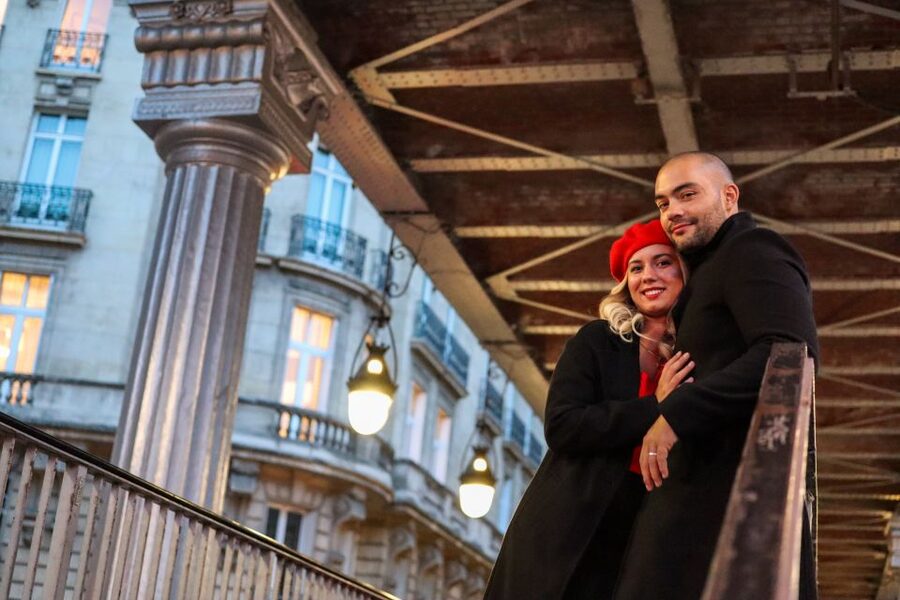 Paris: Romantic Photoshoot for Couples - Inside the 75-minute Eiffel Tower photo stop