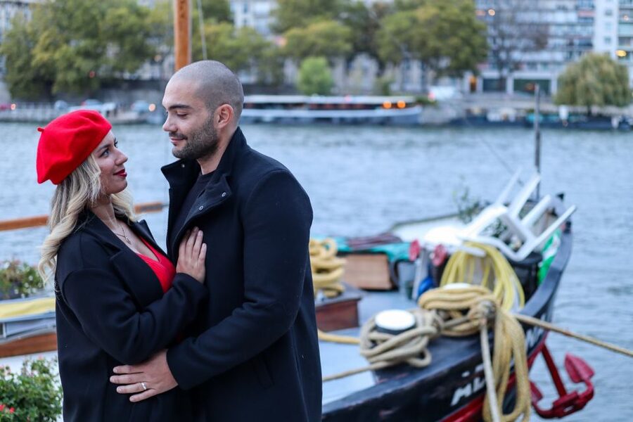 Paris: Romantic Photoshoot for Couples - Price and value: $150 per group up to 4