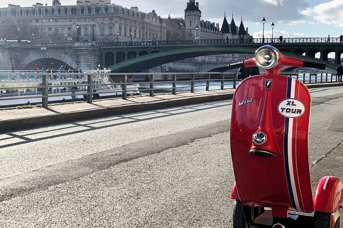 Paris - Segway Tour 120 min - Grand Palais, Petit Palais, And Place de la Concorde: Classic Paris Backdrops