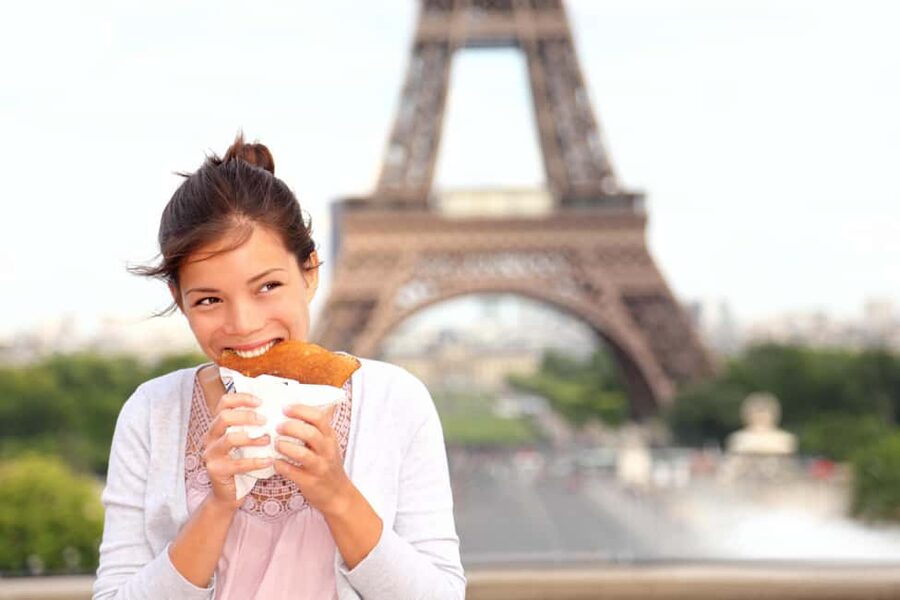 Paris: Seine Cruise & Crepe Tasting near the Eiffel Tower - The one-hour Seine route: what you will actually see