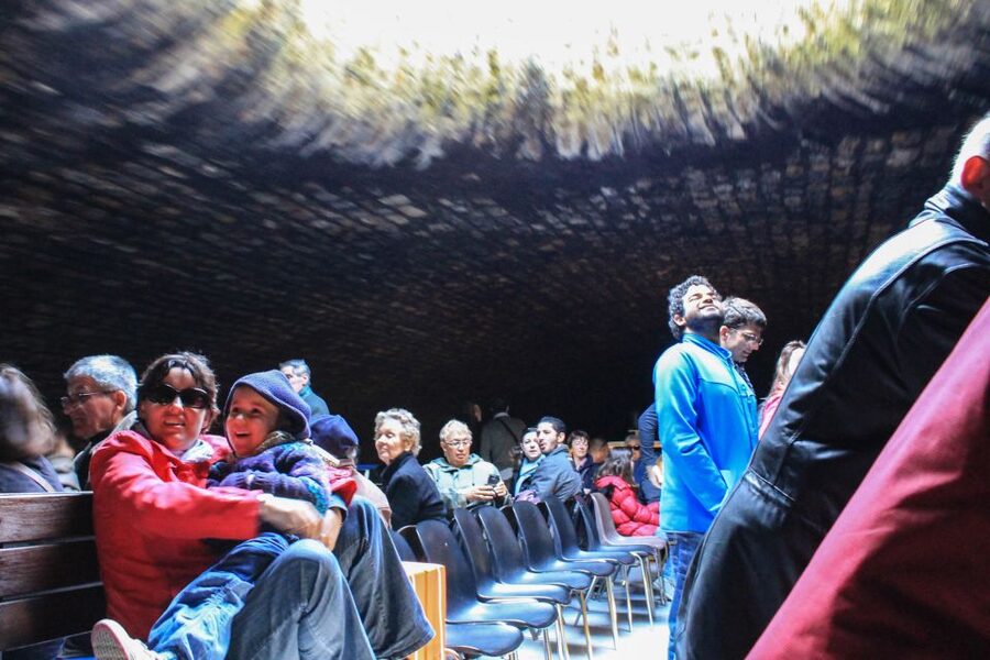 Paris: Seine River and Canal Saint-Martin Cruise - Riding the 1.24-mile Tunnel Under Paris: The Best Part for Atmosphere